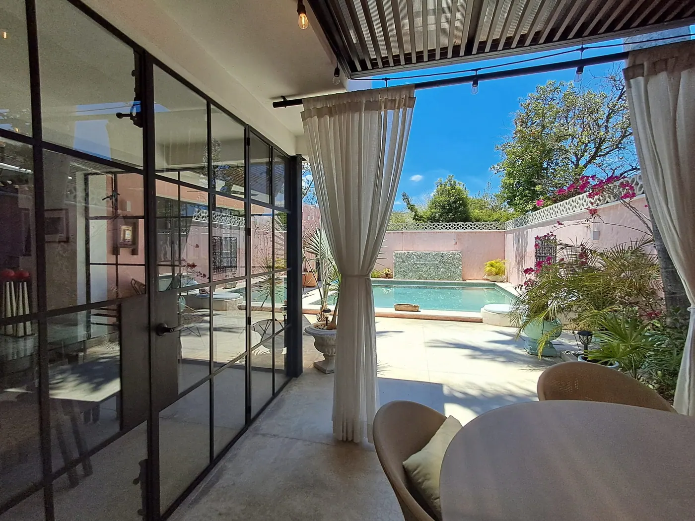 Bright Beautiful Quiet Colonial — colonial home for sale in Mérida Centro