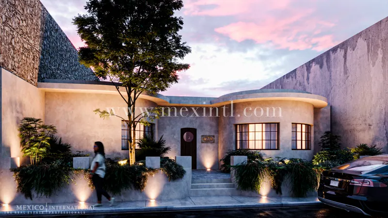 Casa De Leon — Sought After Property To Renovate — colonial home for sale in Mérida Centro