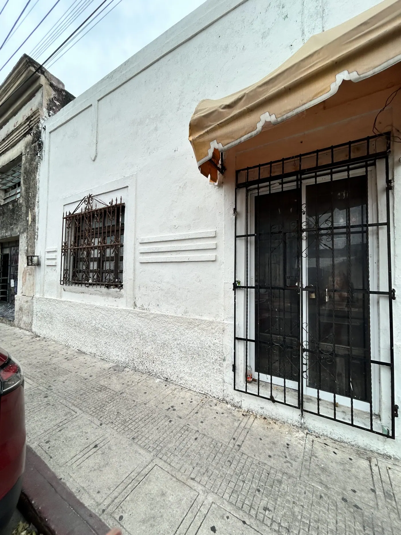 Prime Location Parking Lot for Sale in Centro Mérida with Casita — colonial home for sale in Mérida Centro