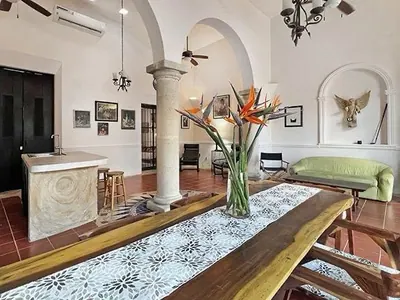 Seller Finance Opportunity! Centro – Santiago Home – Furnished! — colonial home in Mérida Centro — photograph 3
