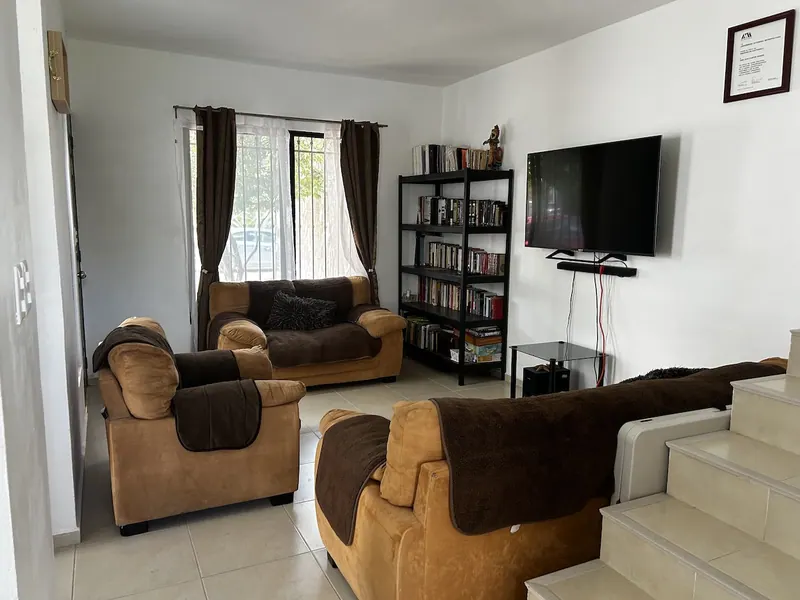 Beautifully Maintained in Privada Gran Santa Fe — residential home in Greater Mérida — photograph 3