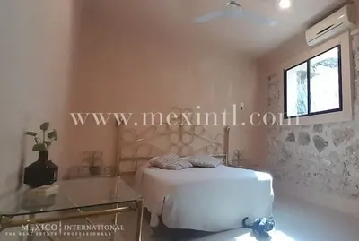 Villa Matilde – Newly Renovated Garcia Ginerés — colonial home in Mérida Centro — photograph 2