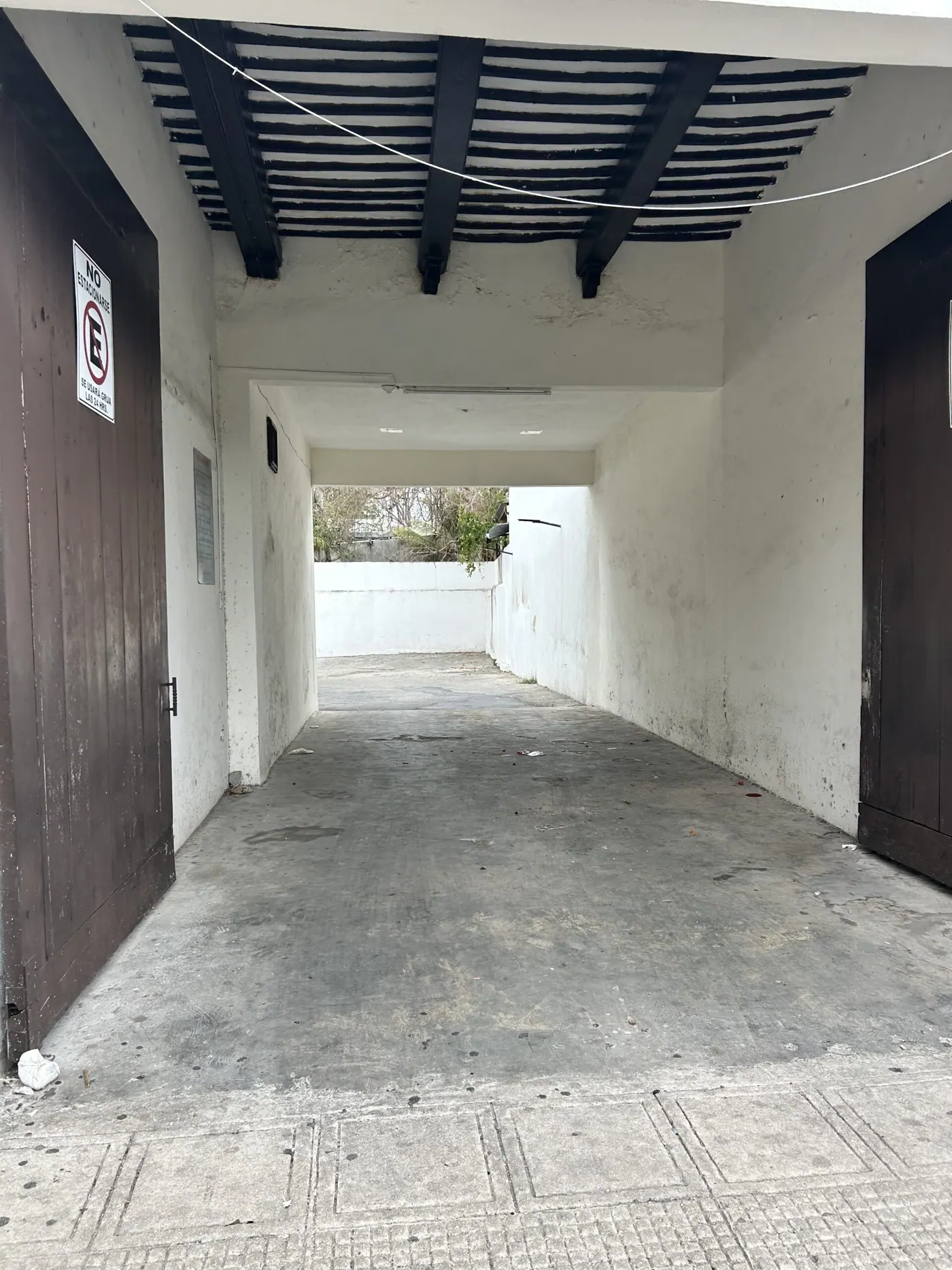Prime Location Parking Lot for Sale in Centro Mérida with Casita — colonial home in Mérida Centro — photograph 3