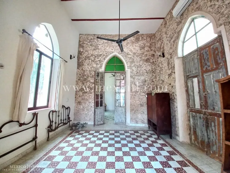 Eclectic & Sophisticated Downtown Property — colonial home in Mérida Centro — photograph 3