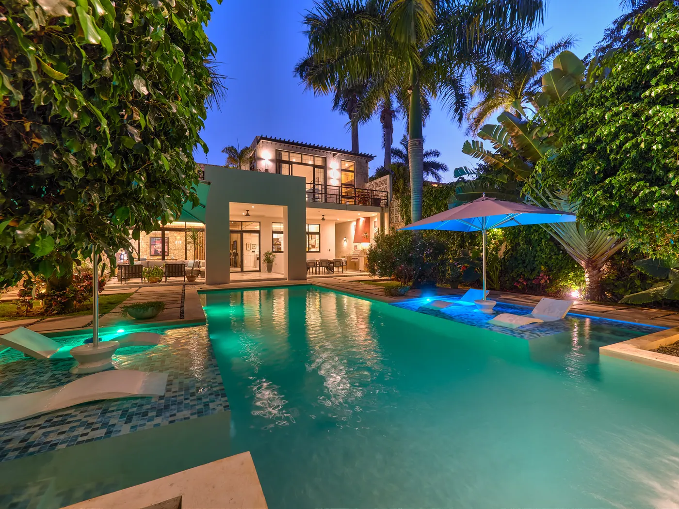 EXCLUSIVE | CASA VÉRTICE | GARCÍA GINERES — colonial home for sale in Mérida Centro