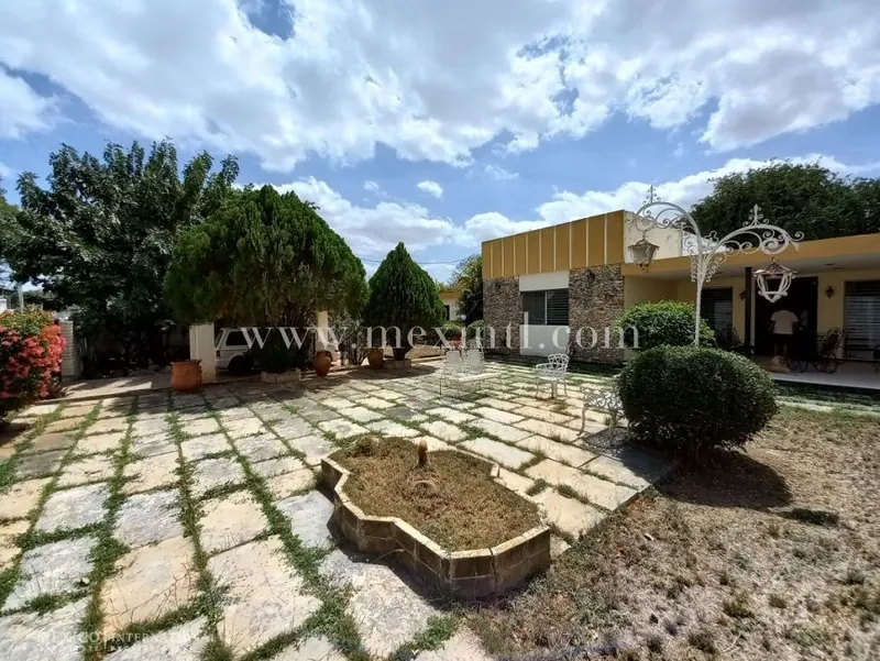 Secluded Home With Privileged Land In Santiago — residential home for sale in Mérida Centro