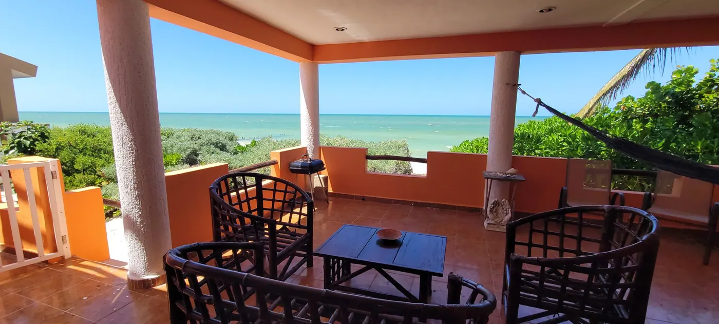 Amazing beach opportunity in Chelem, Progresso — beach property for sale in Yucatán Beach