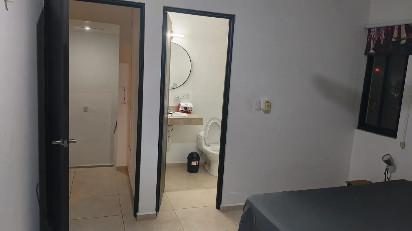 Family Residence in Real Montejo: 3 Bedrooms, Pool, Covered 2-Car Garage & Maid’s Quarters — residential home for sale in North Mérida