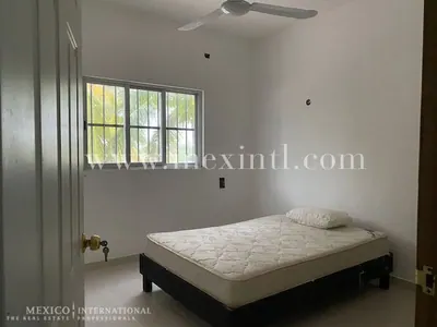 100 Steps From The Chelem Beach! Reduced!!! — beach property in Yucatán Beach — photograph 2