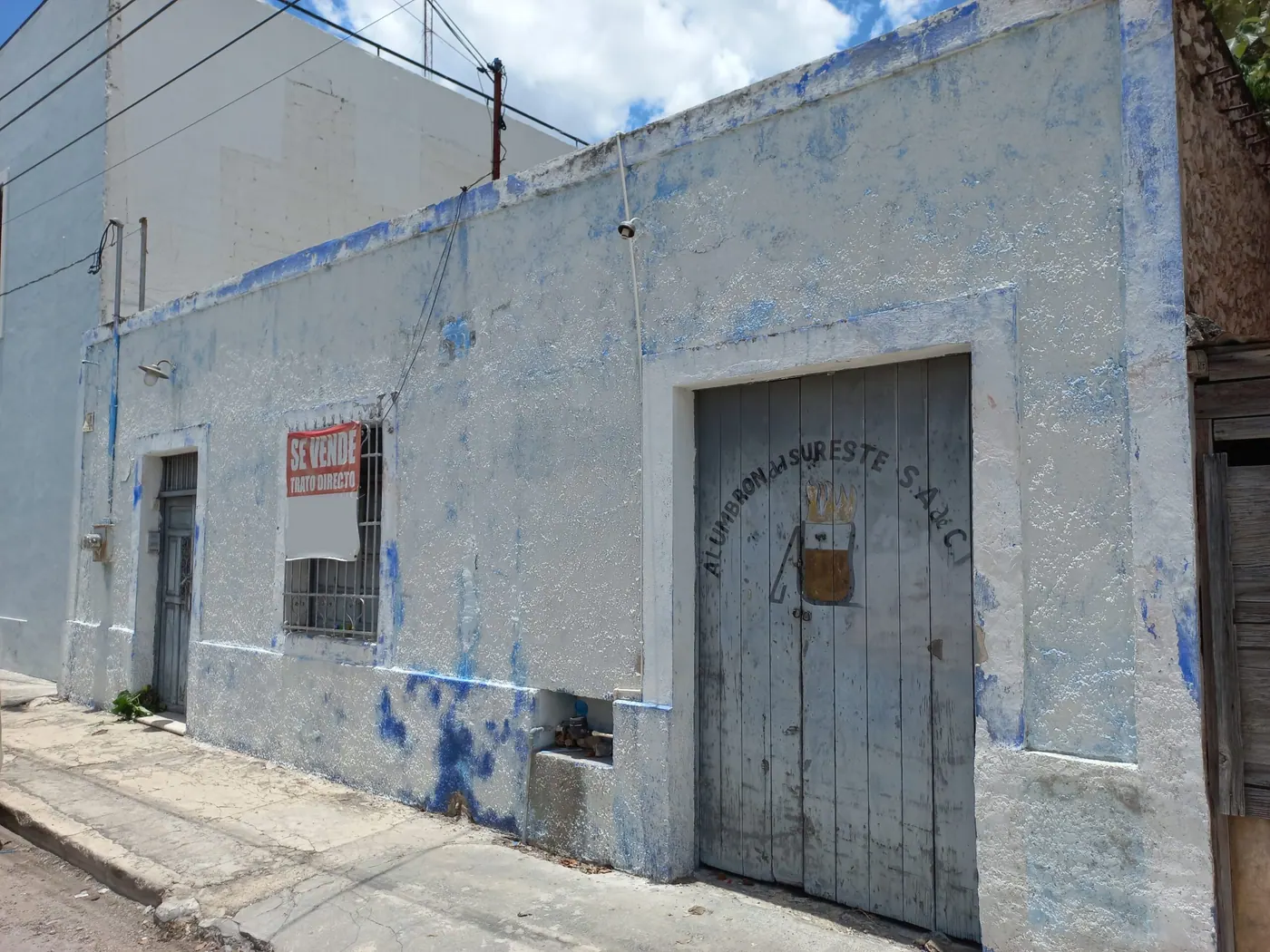 Well Located Fixer Upper With Big Lot — residential home for sale in Mérida Centro
