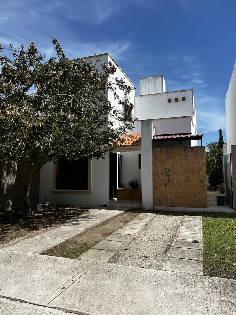 Beautifully Maintained in Privada Gran Santa Fe — residential home for sale in Greater Mérida