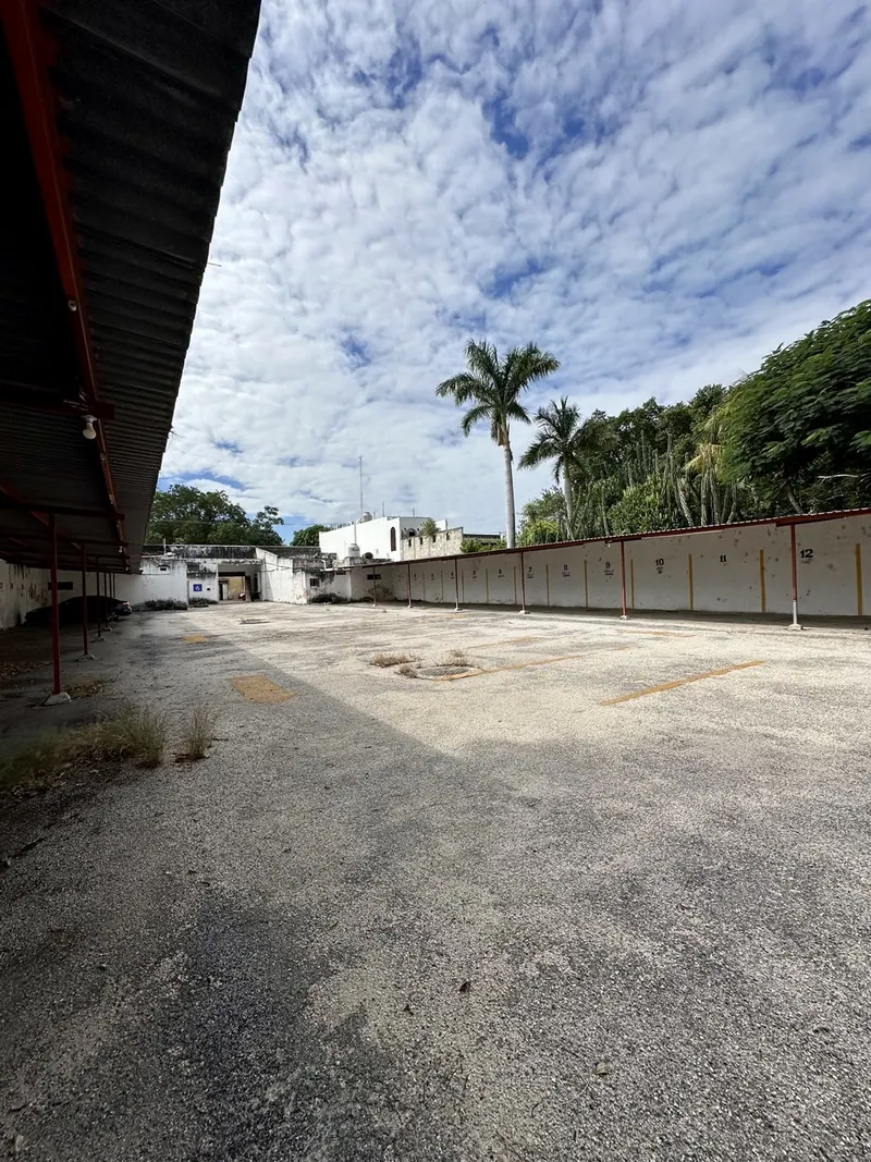 Historic Urban Canvas — 1,369 m² in Mérida Centro — colonial home in Yucatán — photograph 3