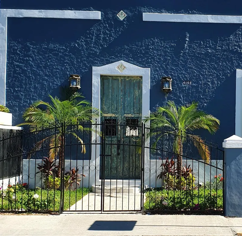Turnkey Casa Boho 72 — colonial home in Mérida Centro — photograph 2